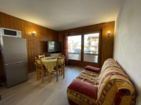 Appartement 2 pièces cabine à Praz sur Arly - 4 personnes - Proche pistes et village, parking inclus - FR-1-603-104